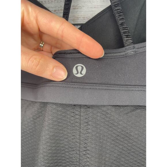 Lululemon Bend and Flow Blue Active Tank Top Women's Size 4 6 Black Gym Workout - Picture 5 of 9